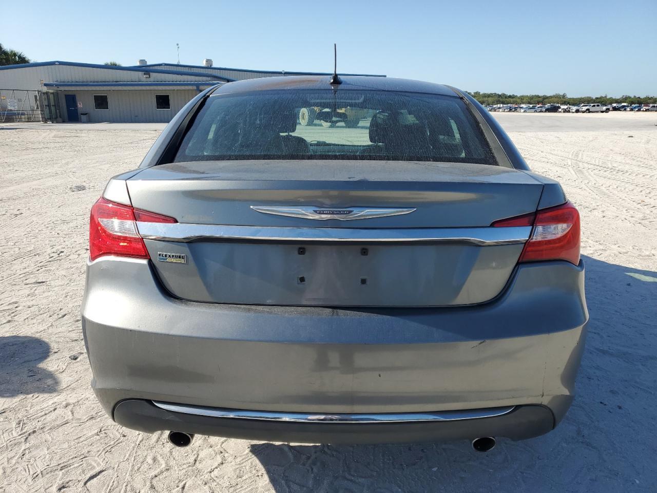 2012 CHRYSLER 200 LIMITE - Image 6