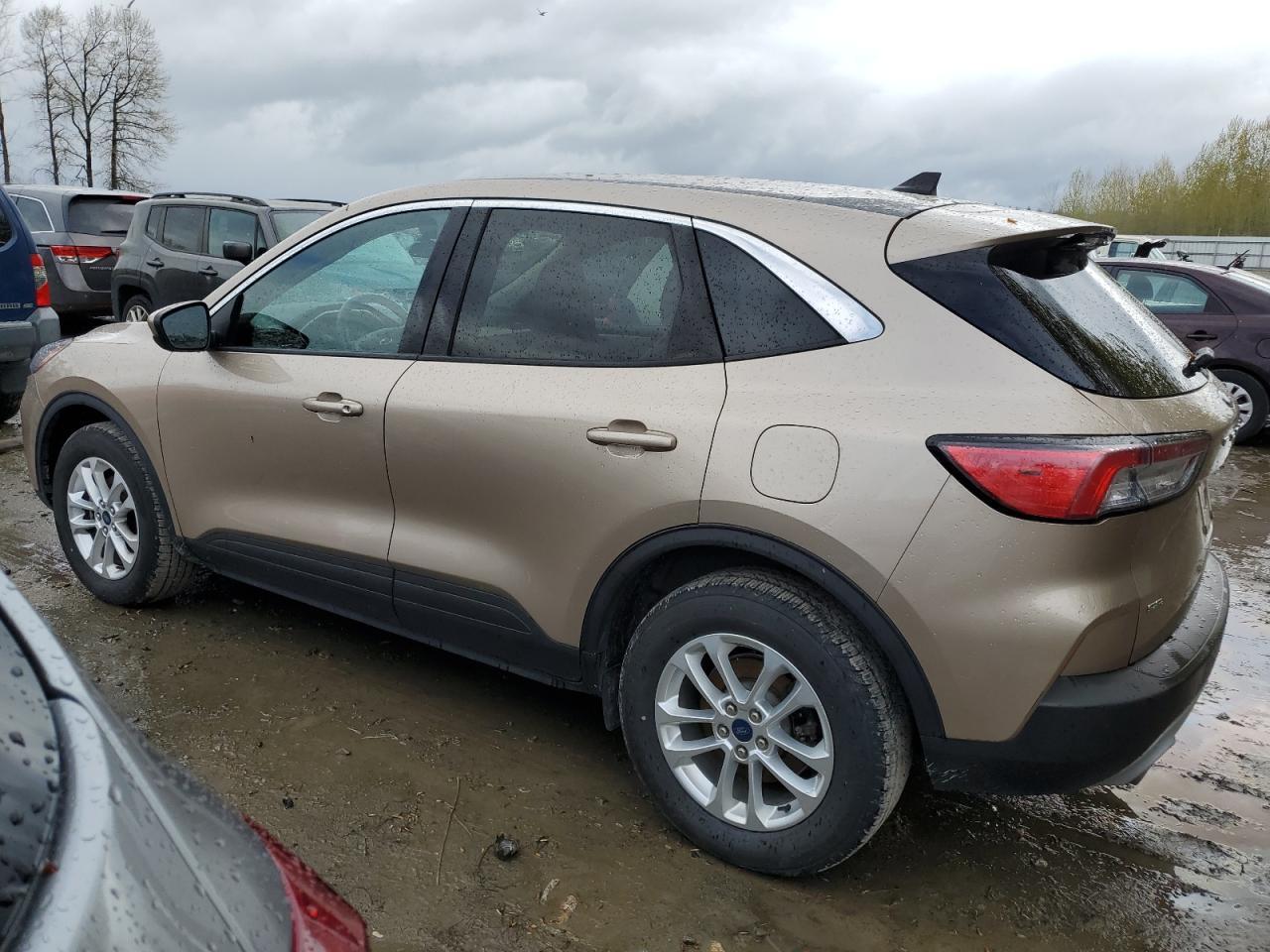 2020 FORD ESCAPE SE - Image 2