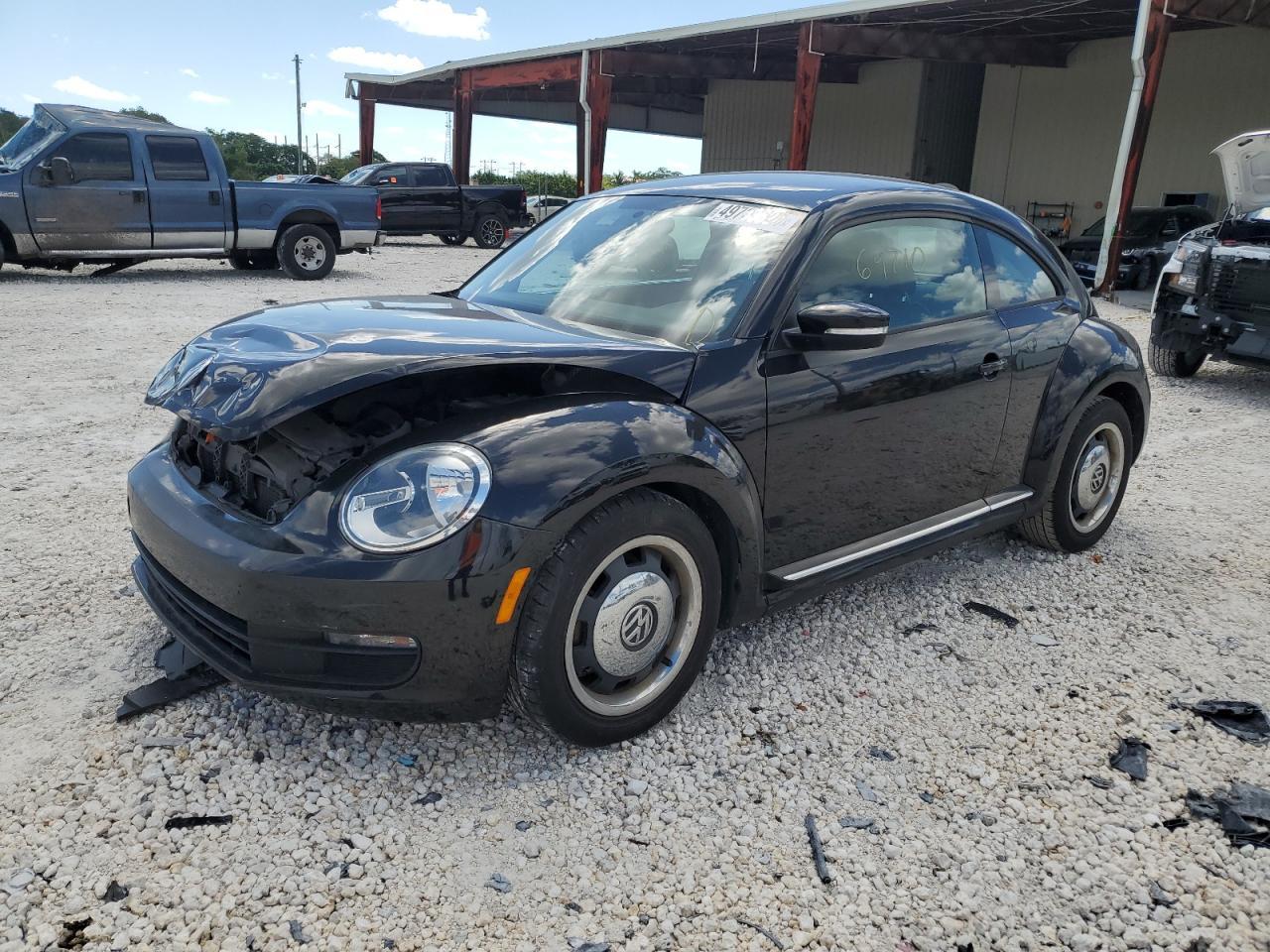 2012 VOLKSWAGEN BEETLE
