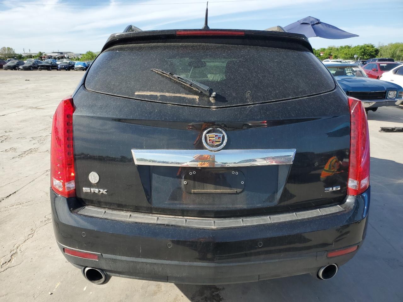 2013 CADILLAC SRX LUXURY - Image 6