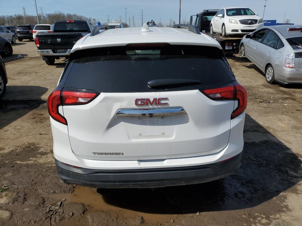 2019 GMC TERRAIN SL - Image 6