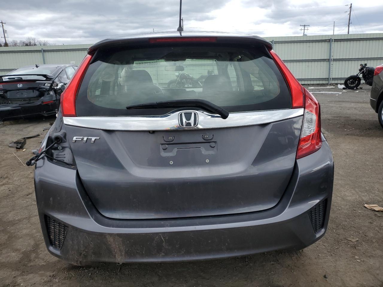 2016 HONDA FIT EX - Image 6