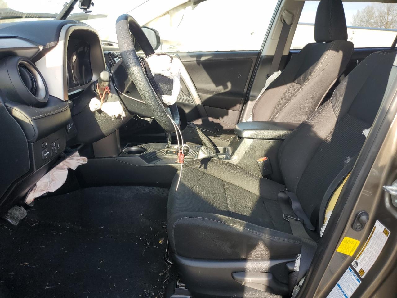 2015 TOYOTA RAV4 XLE - Фото 7