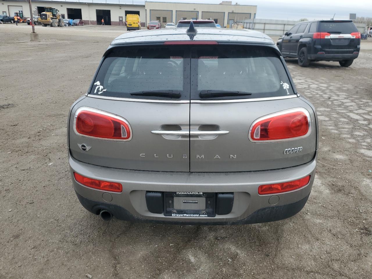 2016 MINI COOPER CLU - Image 6