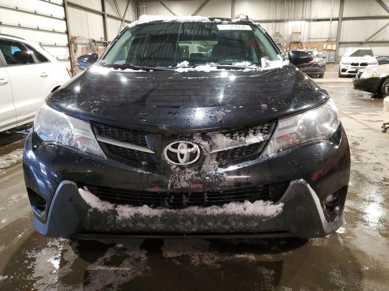 2014 TOYOTA RAV4 LE - Image 5