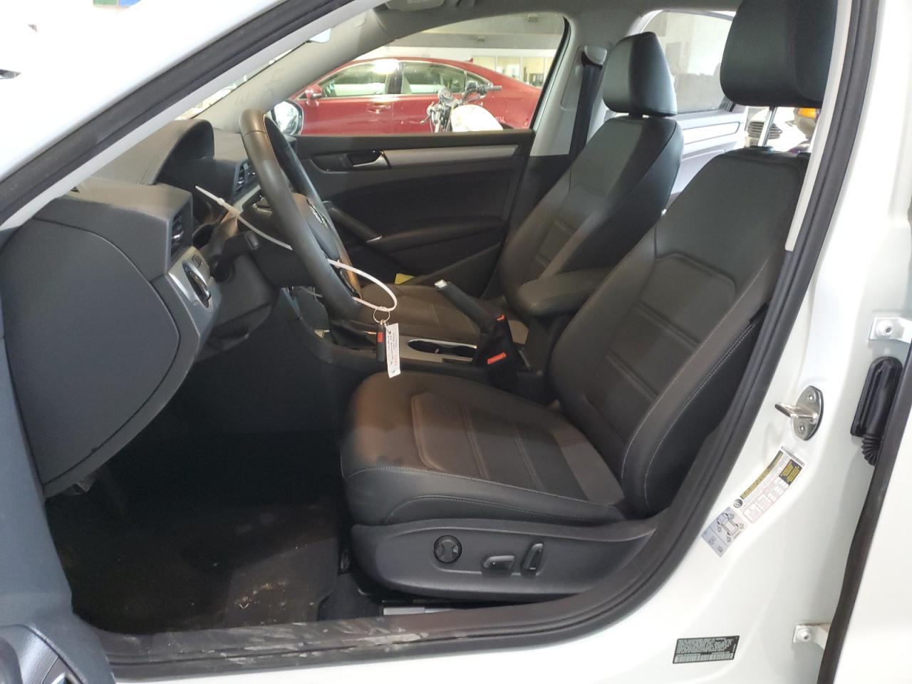 2022 VOLKSWAGEN PASSAT SE - Фото 7