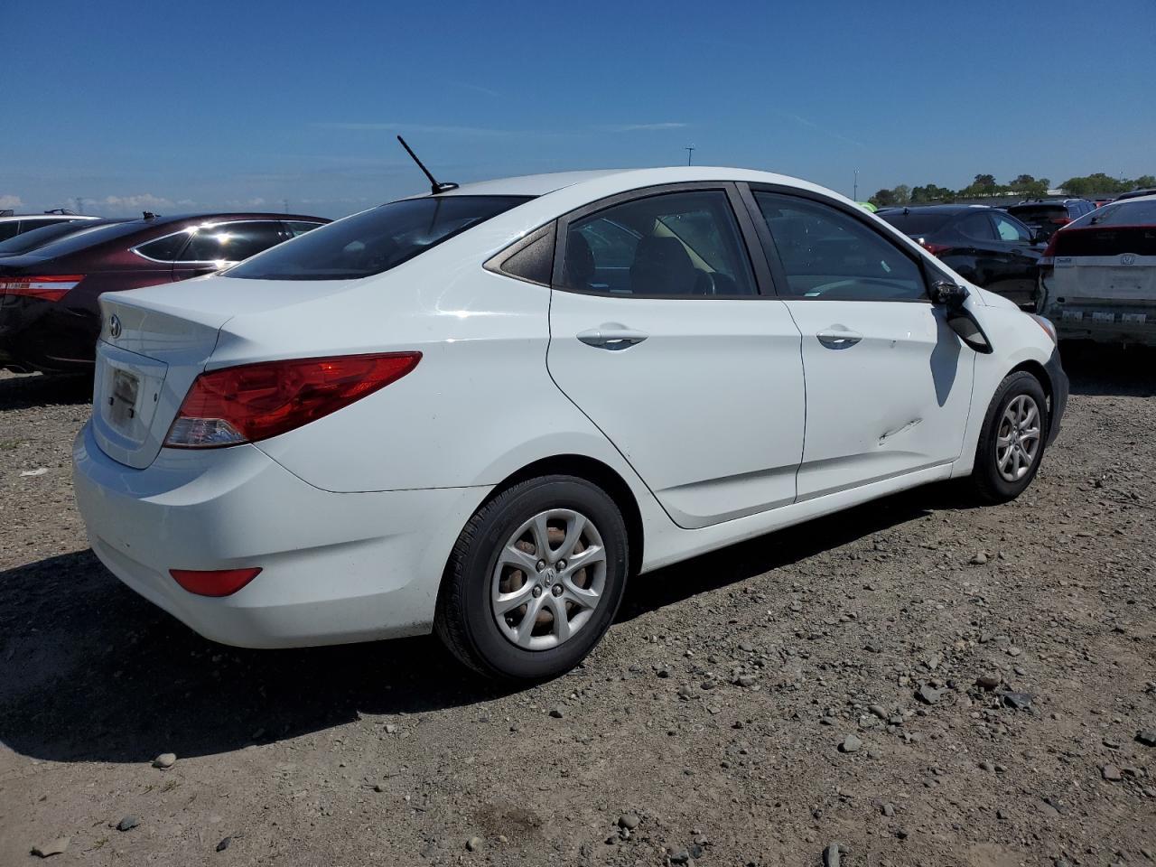 2014 HYUNDAI ACCENT GLS - Image 3