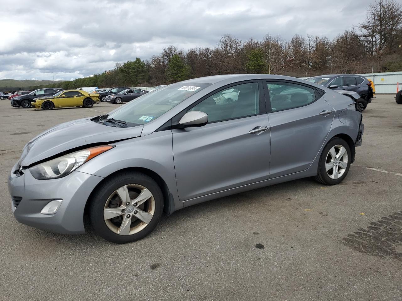 2013 HYUNDAI ELANTRA GL