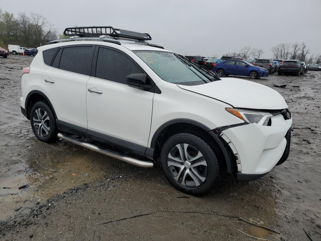 2018 TOYOTA RAV4 LE - Image 4