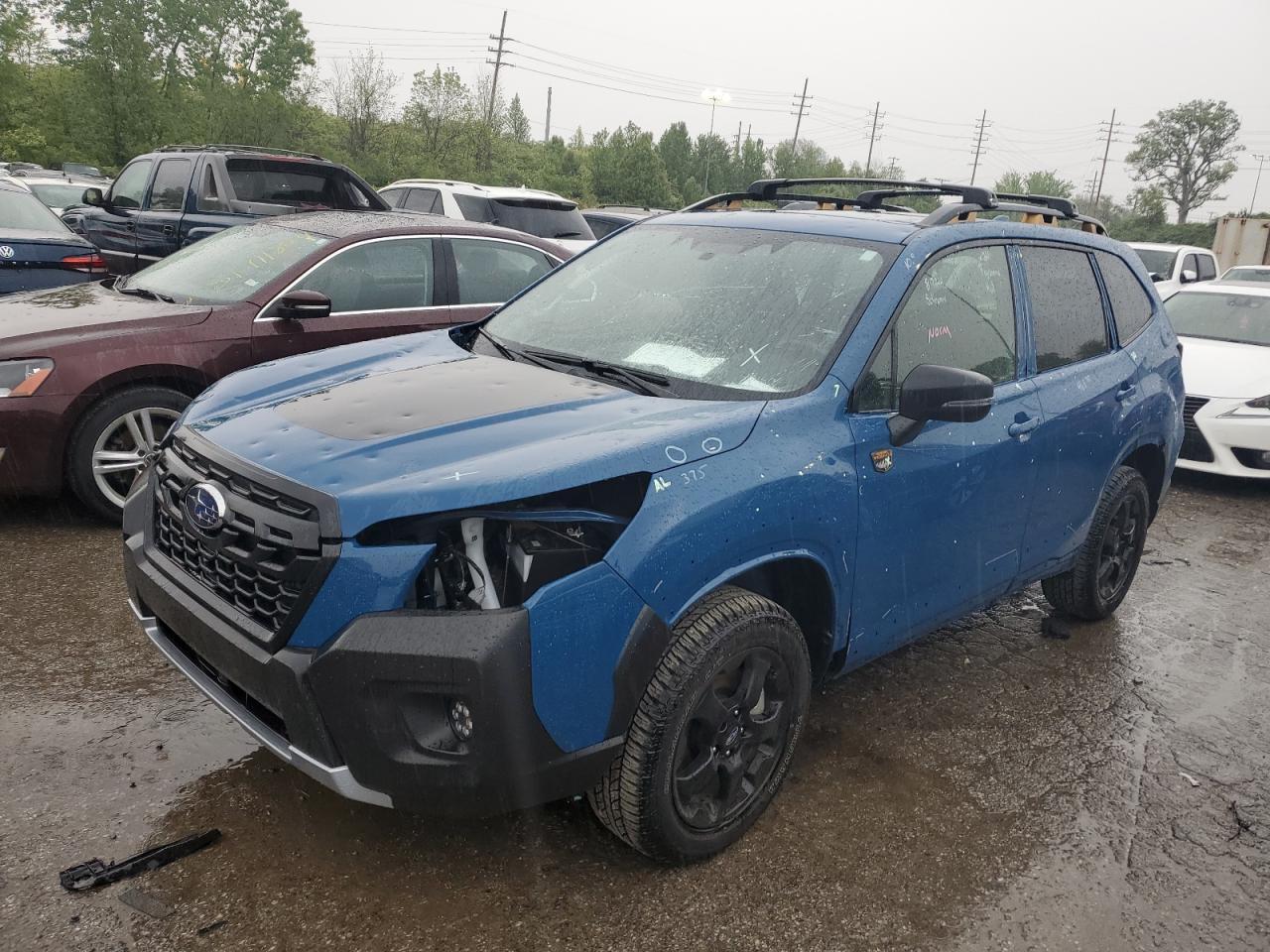 2023 SUBARU FORESTER W car image