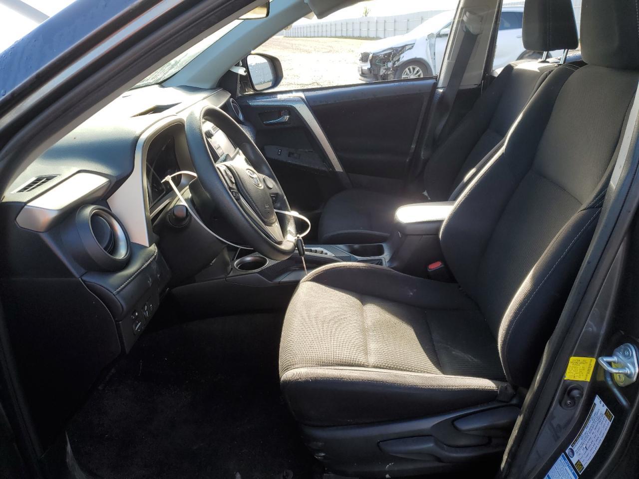 2015 TOYOTA RAV4 XLE - Image 7