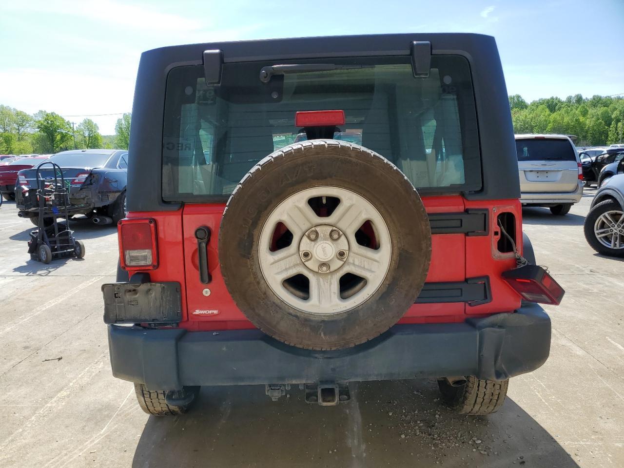 2015 JEEP WRANGLER U - Image 6