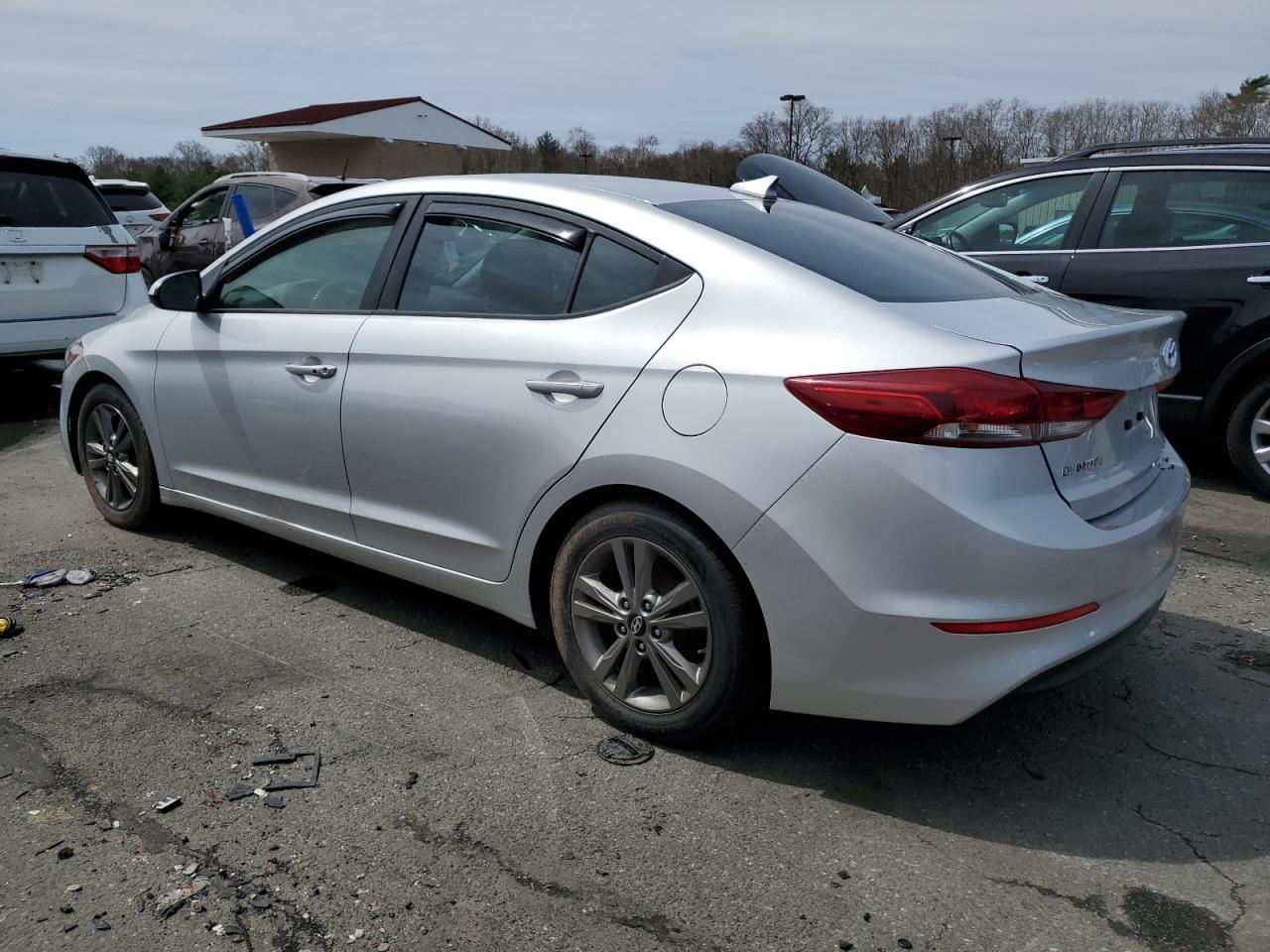 2017 HYUNDAI ELANTRA SE - Image 2