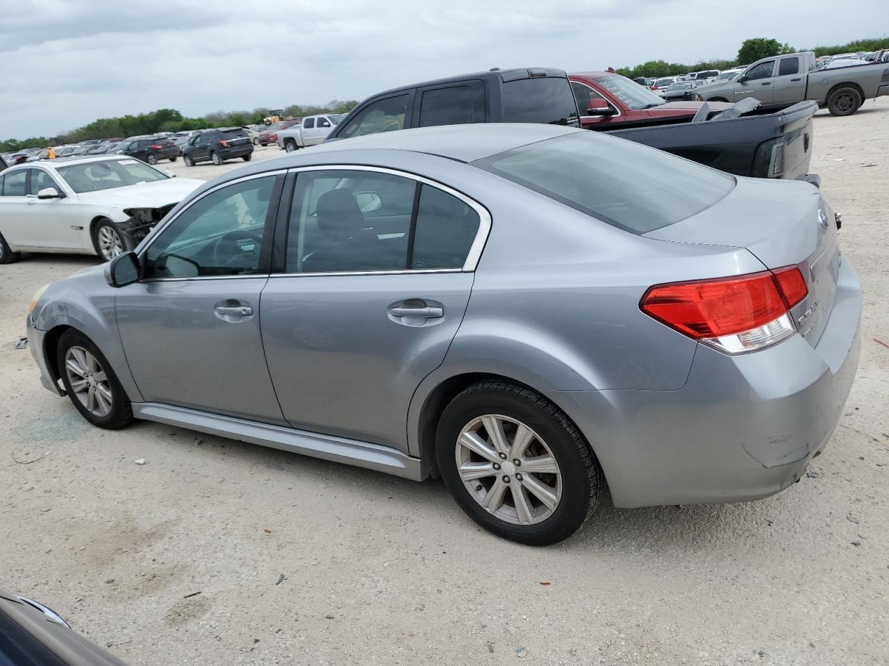 2011 SUBARU LEGACY 2.5 - Фото 2