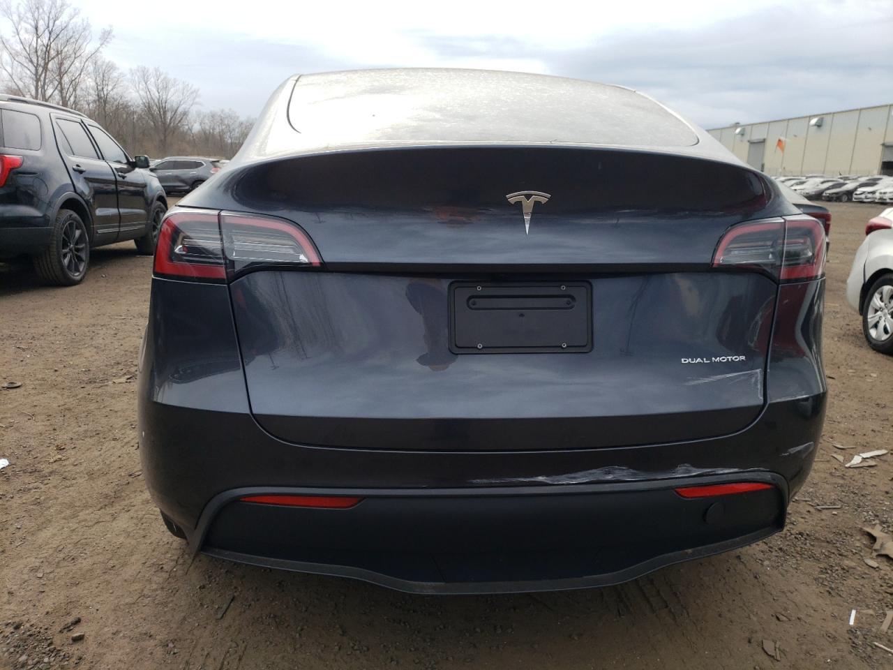 2024 TESLA MODEL Y - Image 6