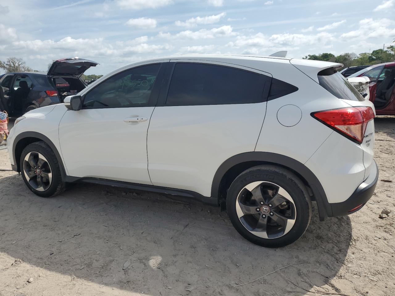 2018 HONDA HR-V EX - Image 2