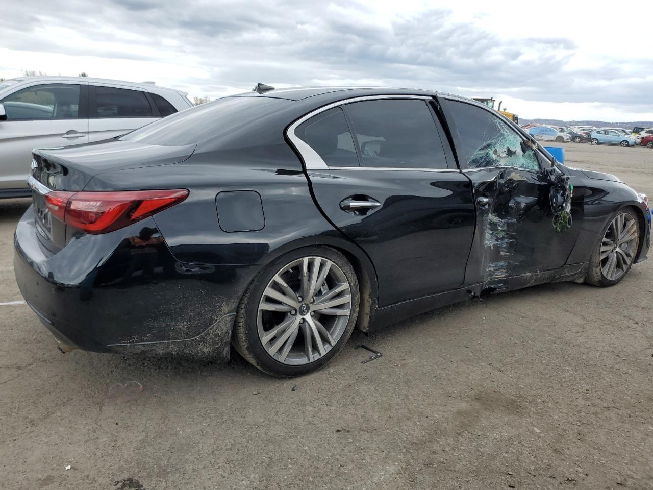 2019 INFINITI Q50 LUXE - Image 3