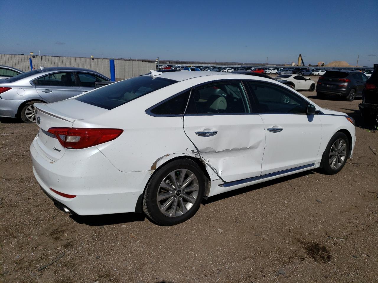 2017 HYUNDAI SONATA SPO - Image 3