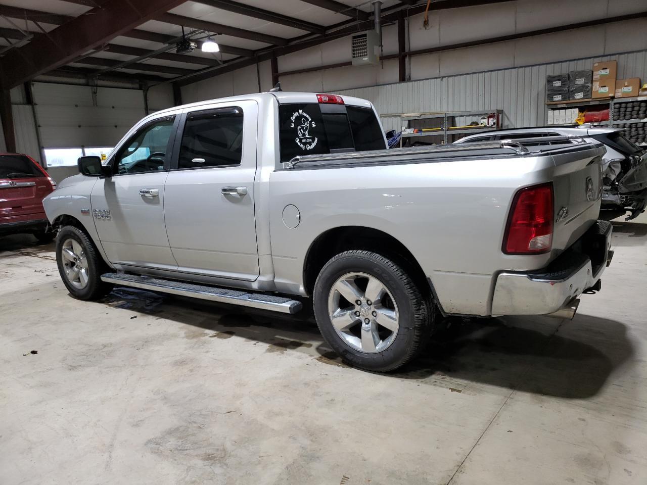 2015 RAM 1500 SLT - Image 2