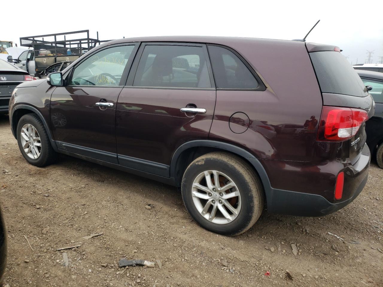 2015 KIA SORENTO LX - Image 2