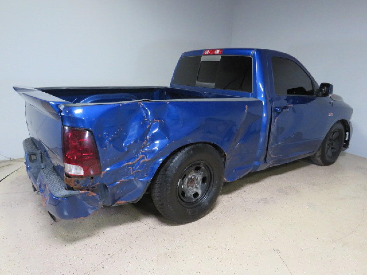 2014 RAM 1500 SPORT - Image 4