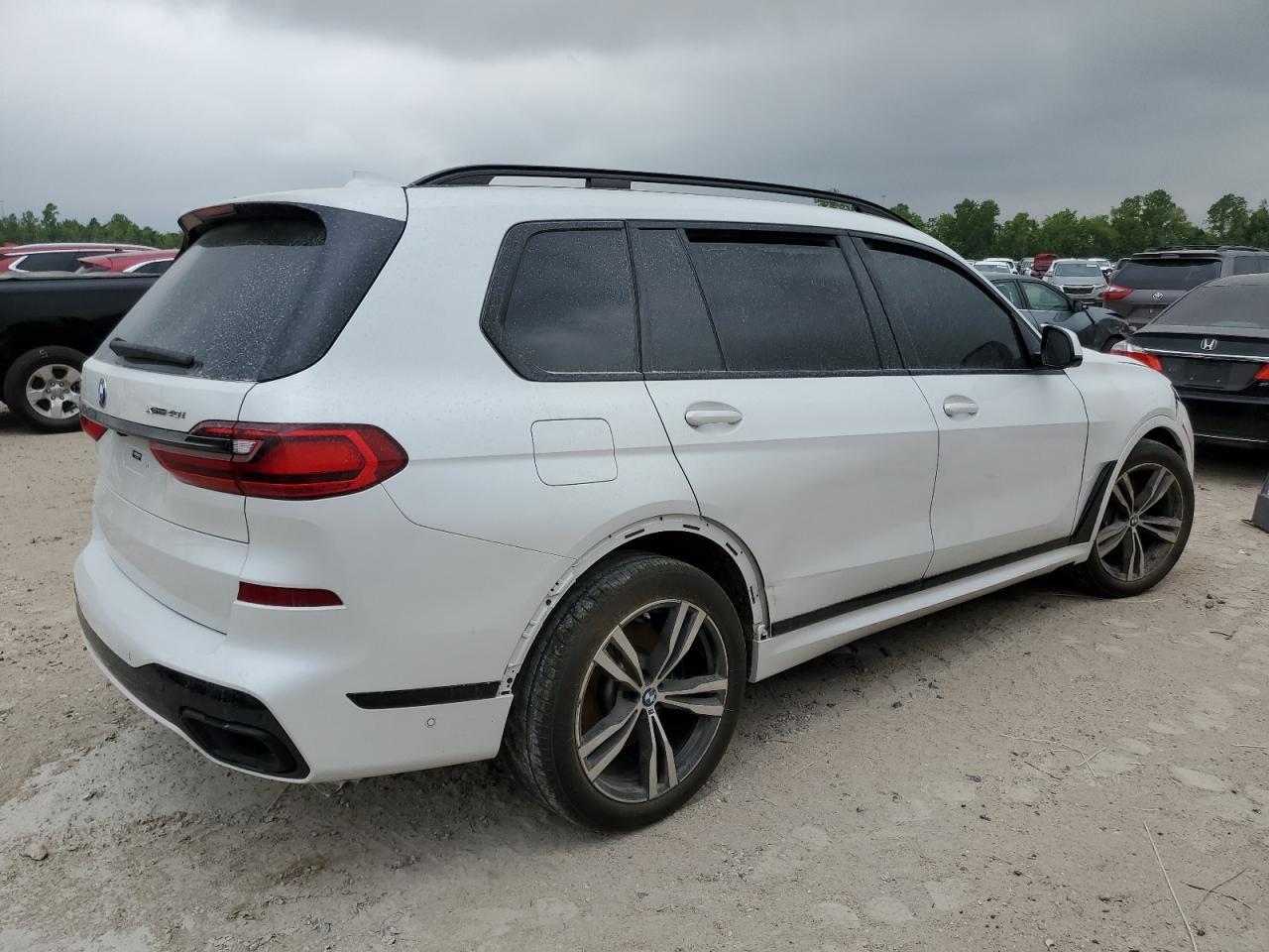 2022 BMW X7 XDRIVE4 - Image 3