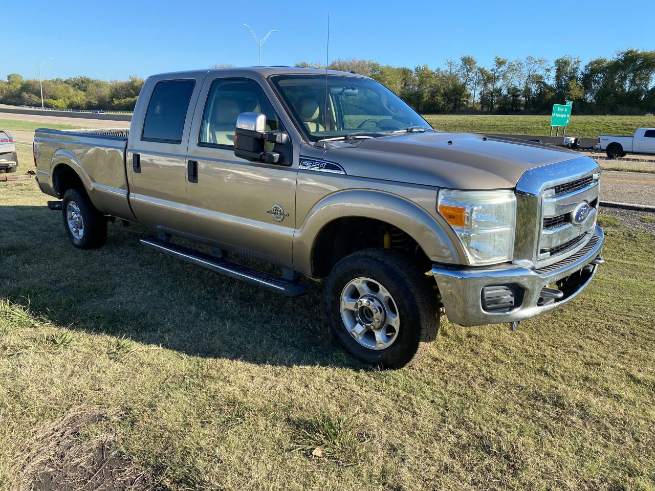 2011 FORD F350 SUPER