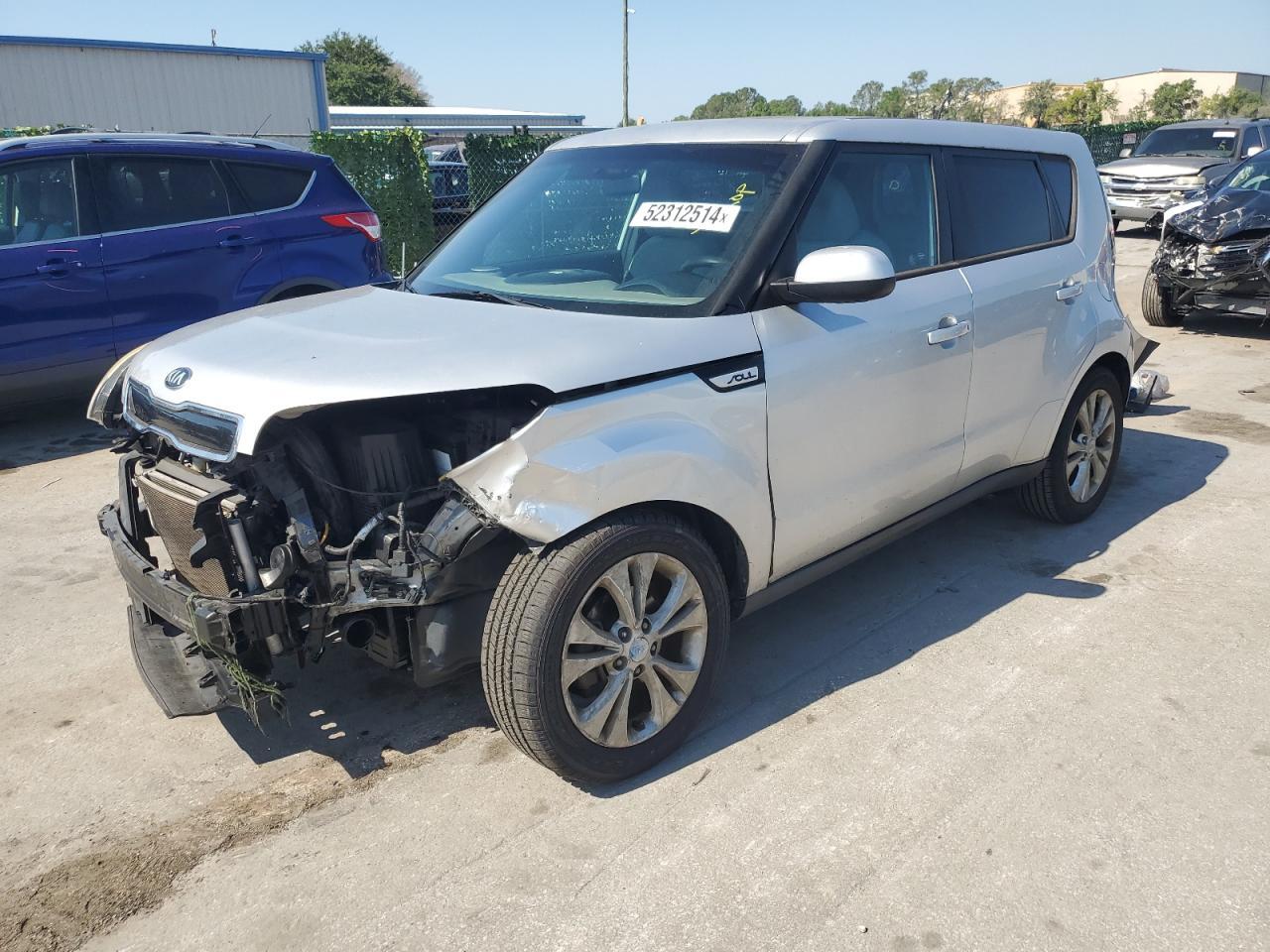 2015 KIA SOUL + car image