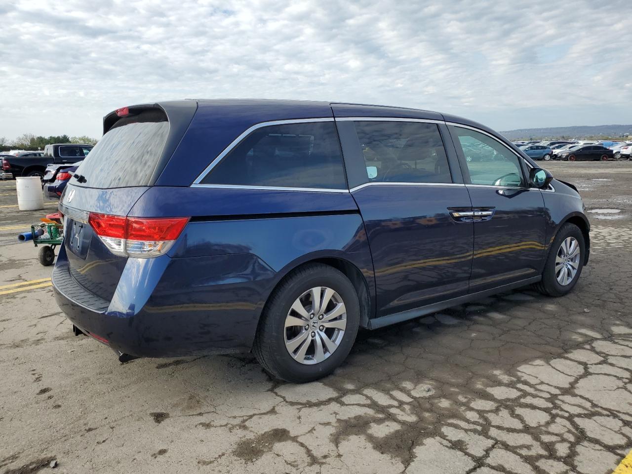 2016 HONDA ODYSSEY EX - Фото 3