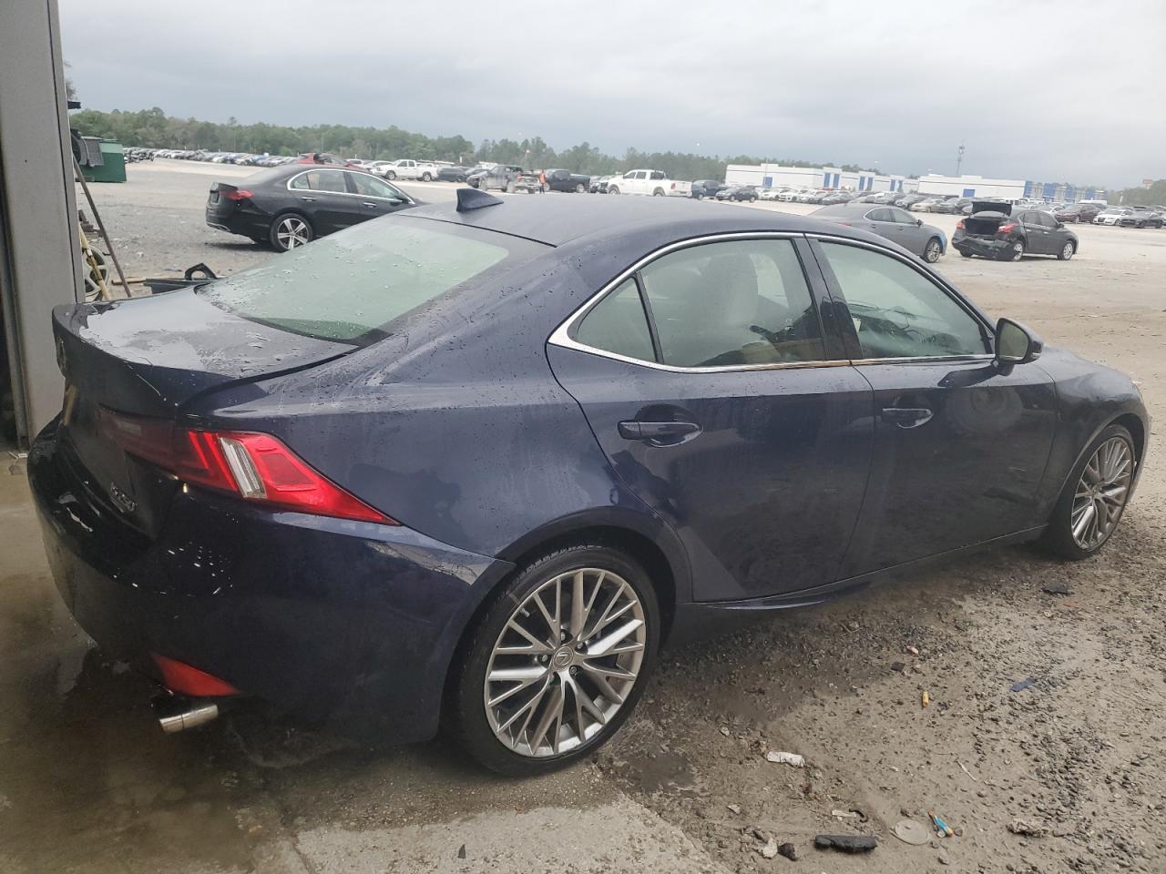 2014 LEXUS IS 250 - Image 3