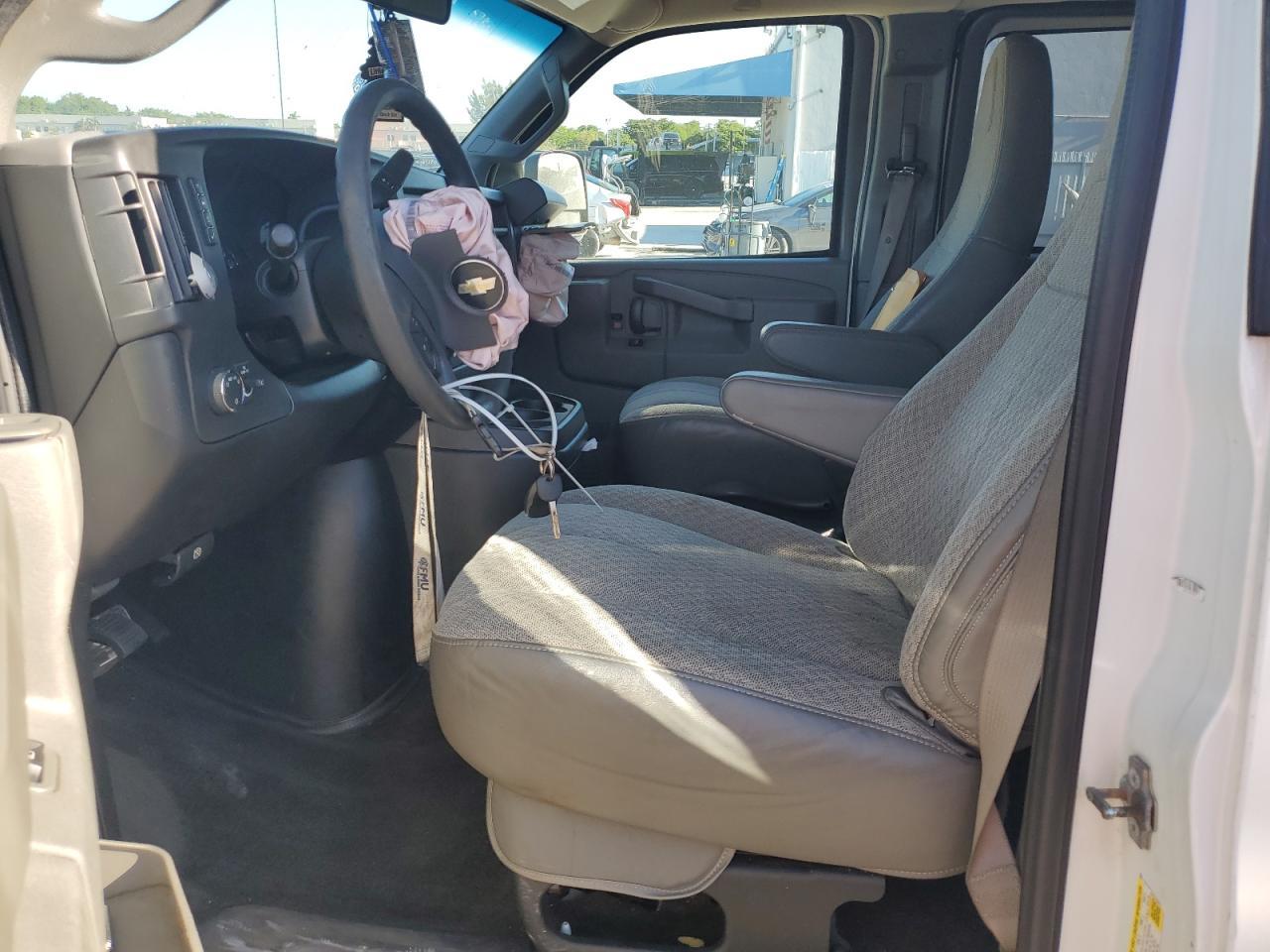 2017 CHEVROLET EXPRESS G3 - Фото 7
