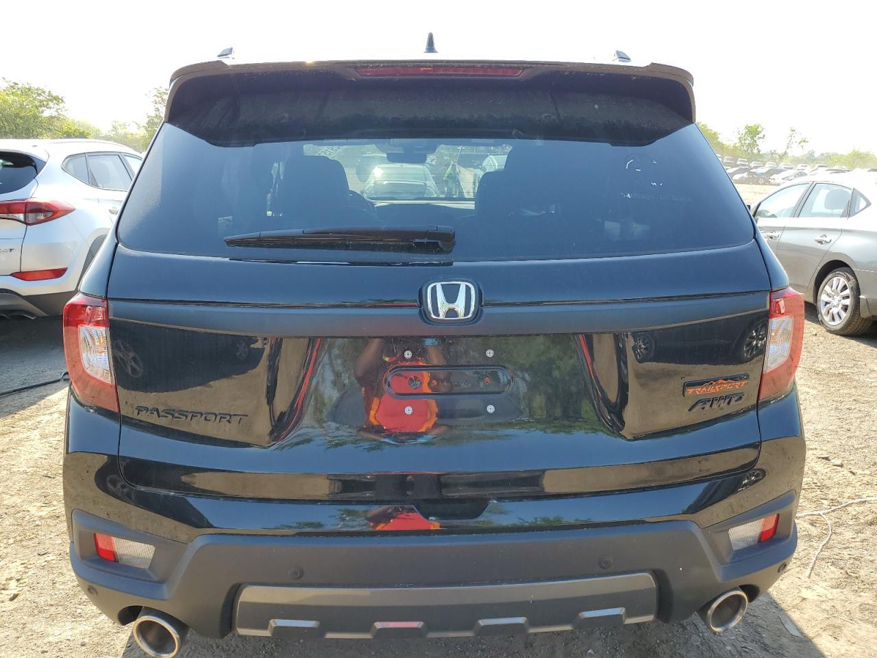 2022 HONDA PASSPORT T - Image 6