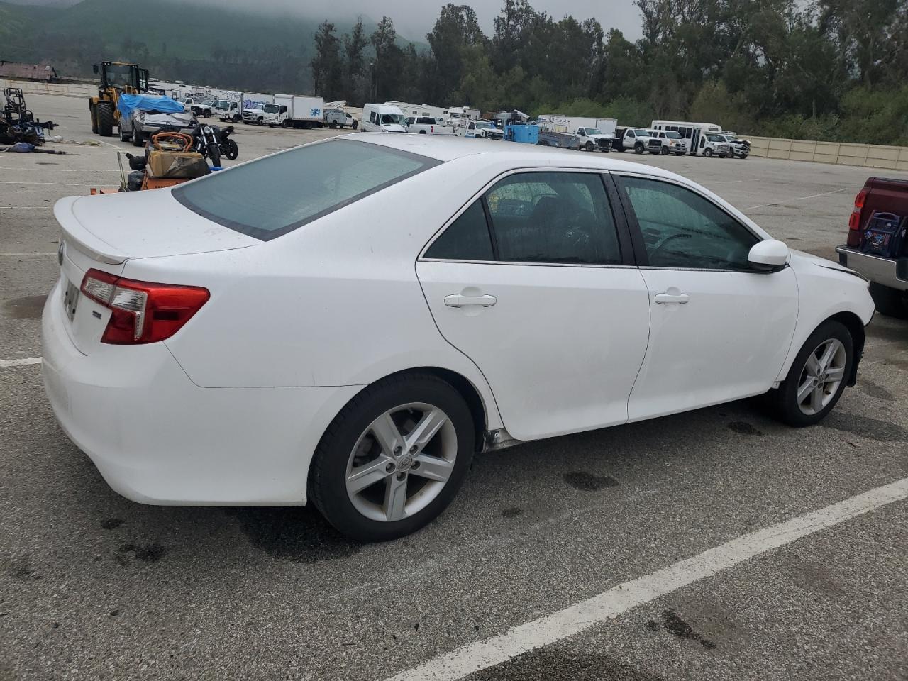 2014 TOYOTA CAMRY L - Image 3