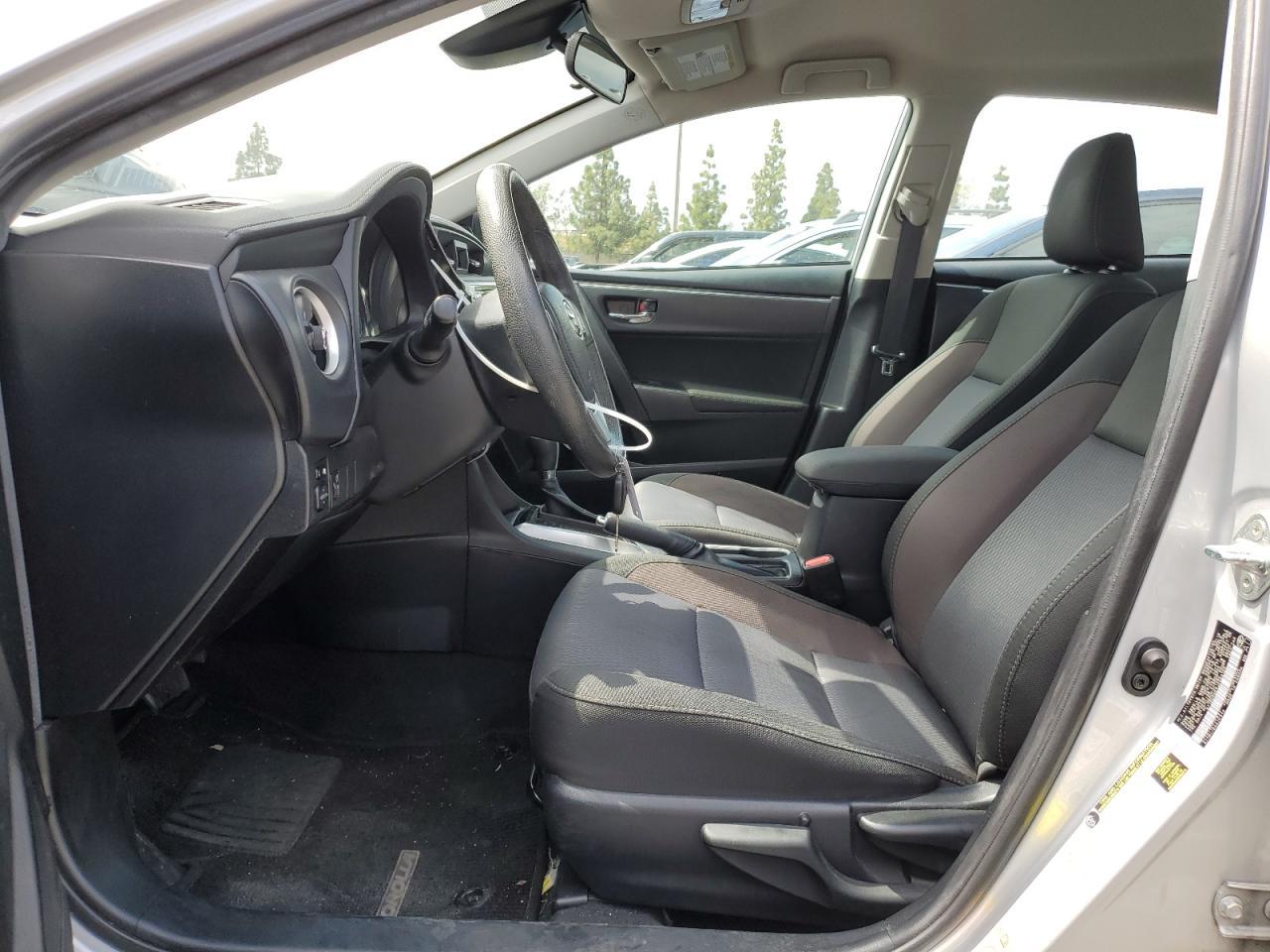 2018 TOYOTA COROLLA L - Фото 7