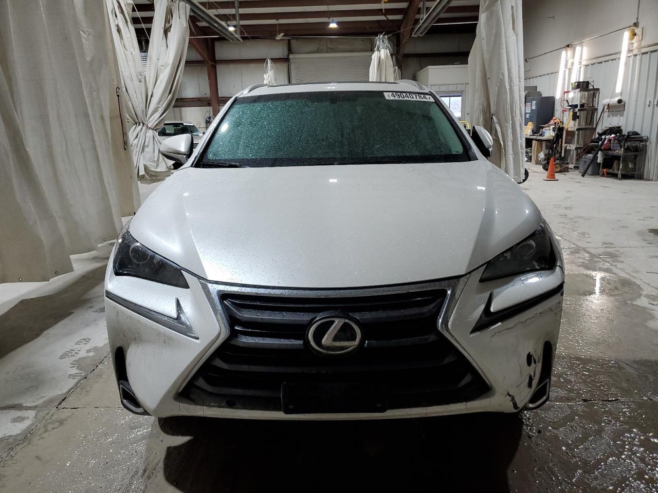 2017 LEXUS NX 200T BA - Фото 5