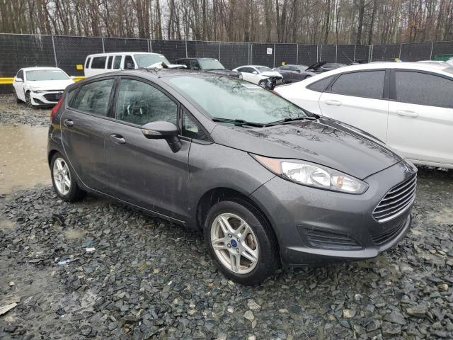 2019 Ford Fiesta Se - Image 4