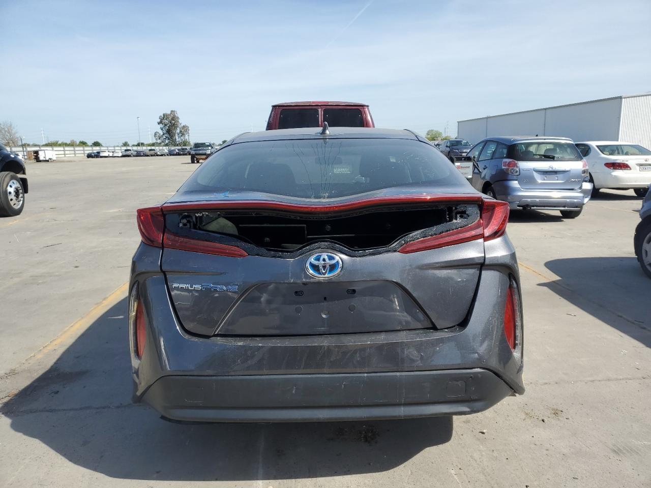 2022 TOYOTA PRIUS PRIM - Image 6