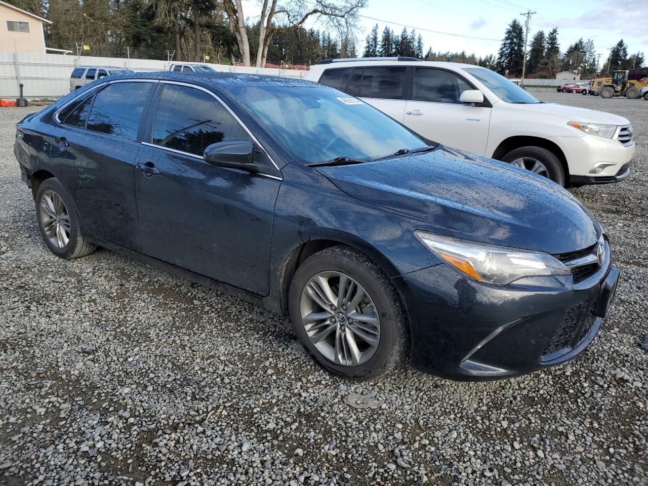 2016 TOYOTA CAMRY LE - Image 4