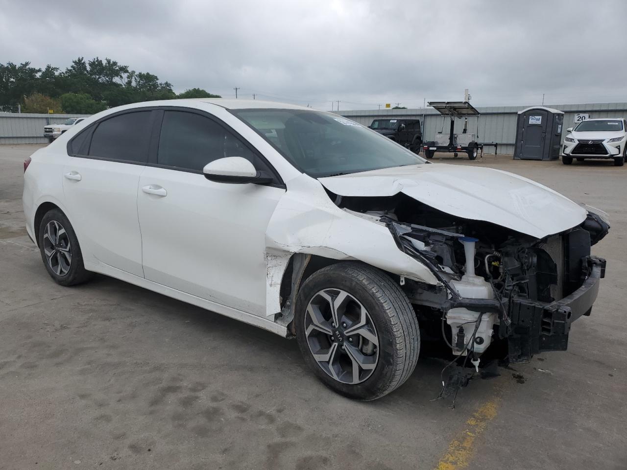 2021 KIA FORTE FE - Фото 4