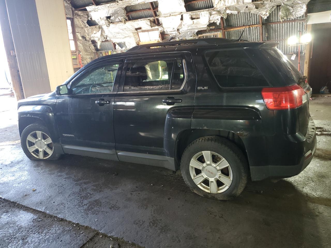 2012 GMC TERRAIN SL - Image 2