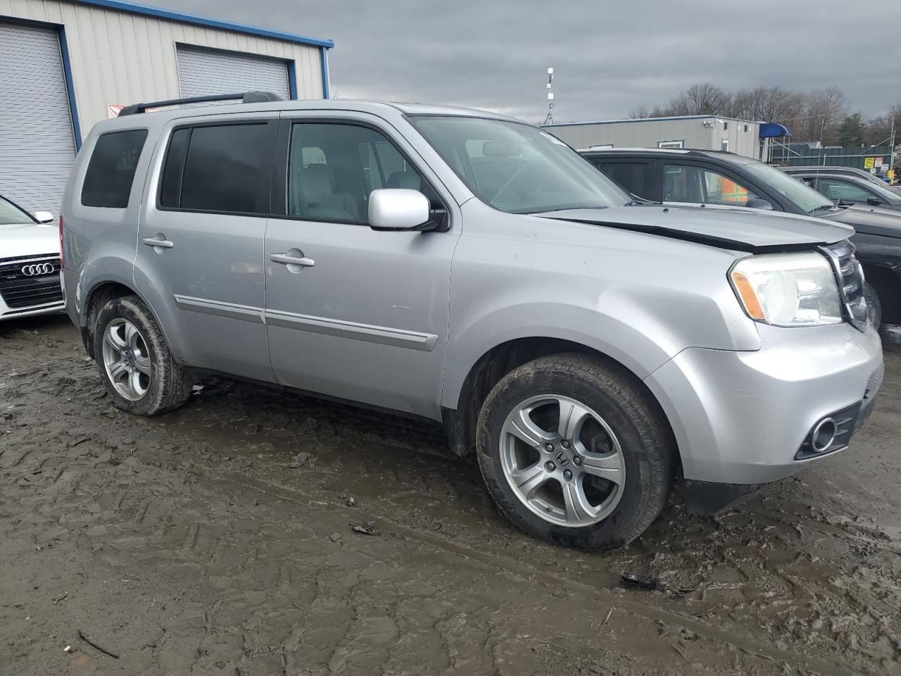 2013 HONDA PILOT EXLN - Image 4