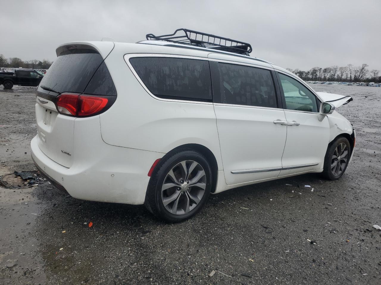 2017 CHRYSLER PACIFICA L - Image 3