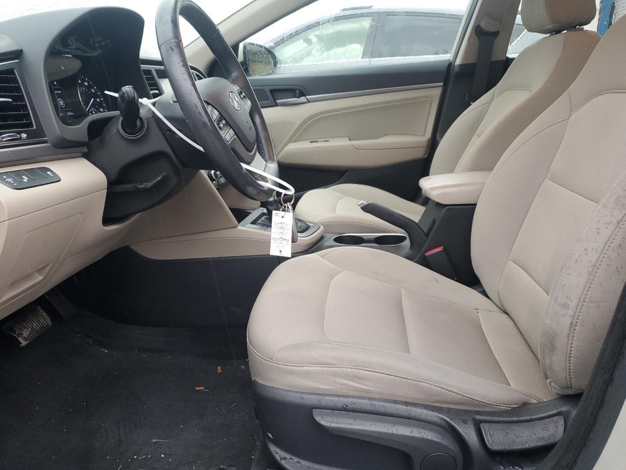 2017 HYUNDAI ELANTRA SE - Фото 7