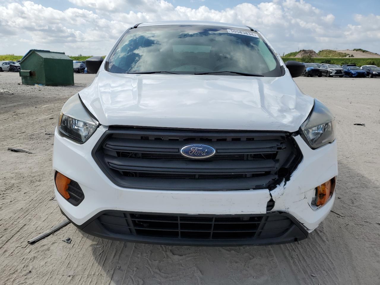 2017 FORD ESCAPE S - Image 5