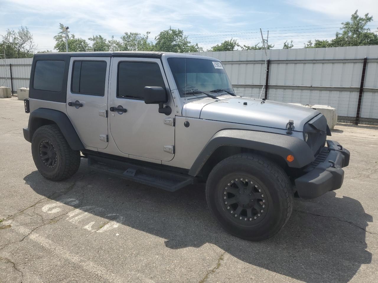 2017 JEEP WRANGLER U - Фото 4