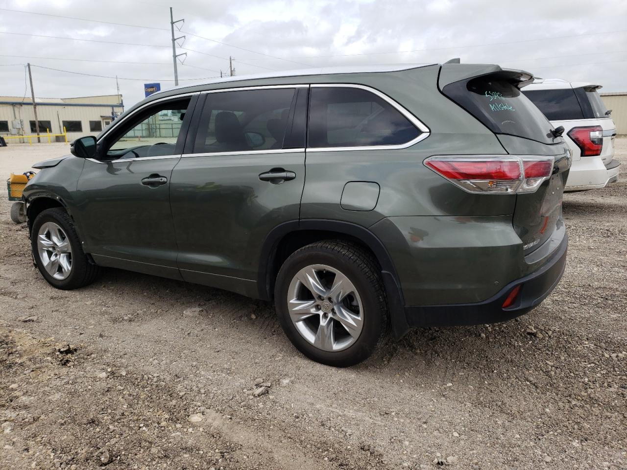 2014 TOYOTA HIGHLANDER - Image 2