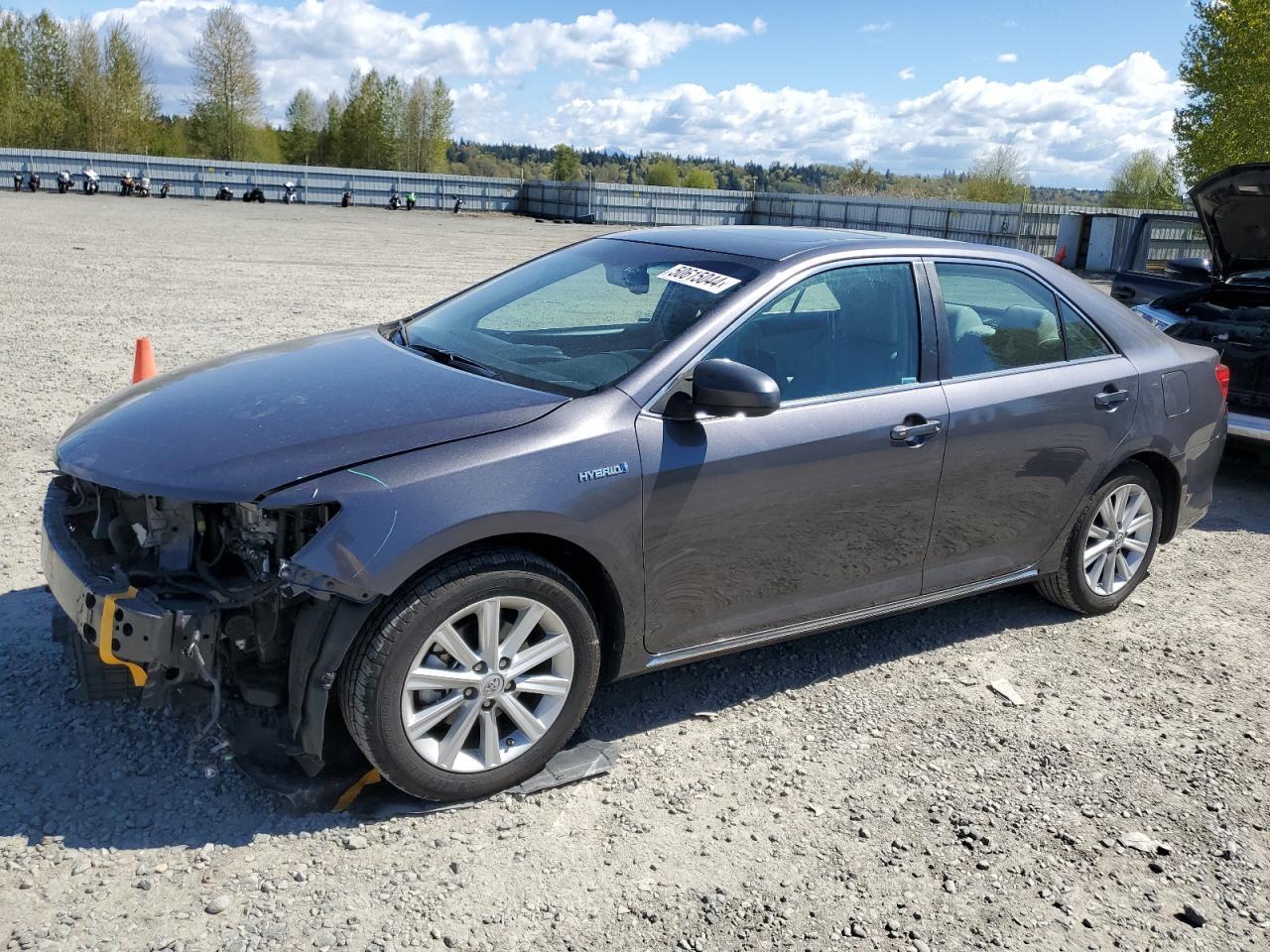 2014 TOYOTA CAMRY HYBR car image