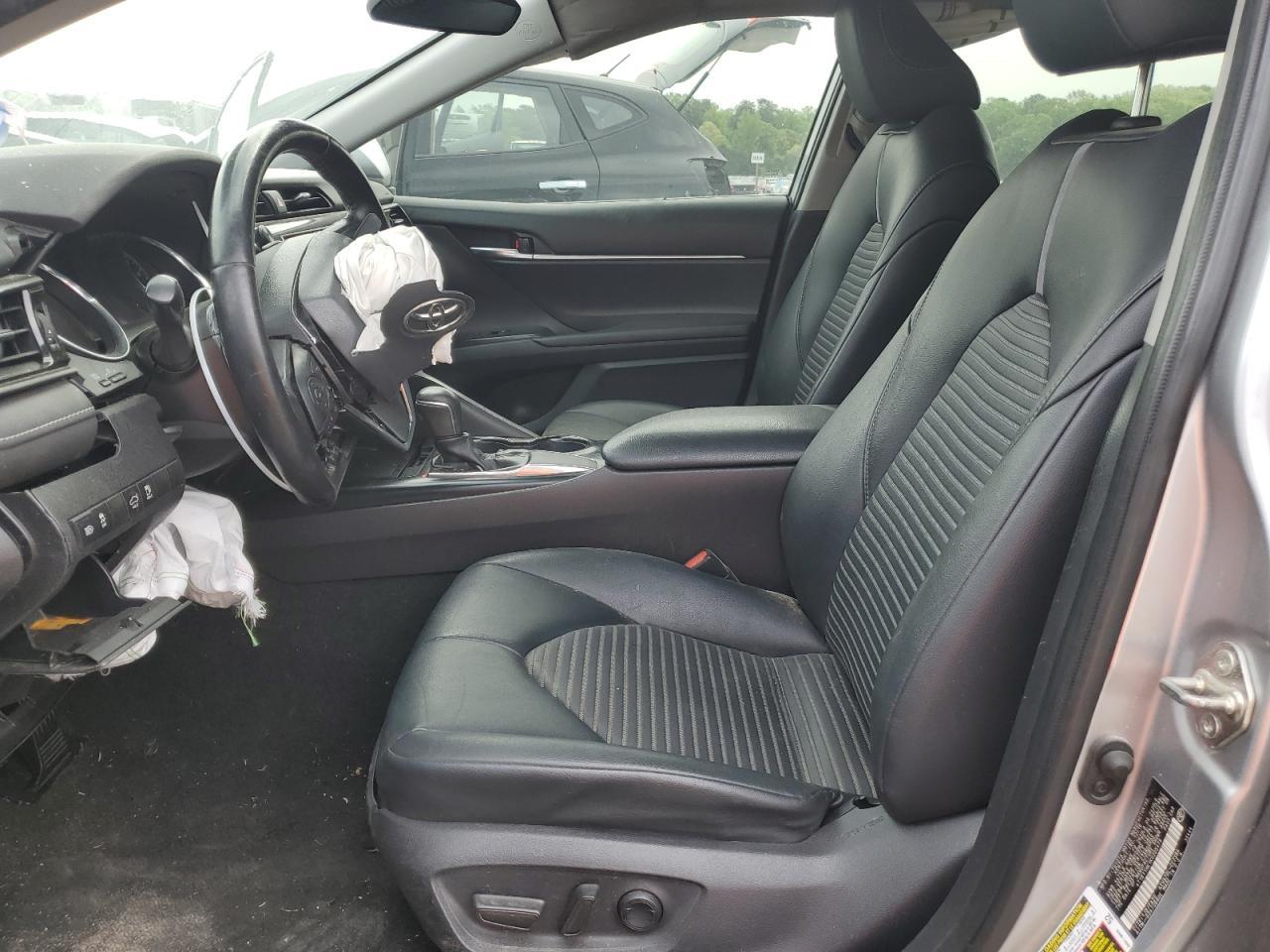 2019 TOYOTA CAMRY L - Фото 7