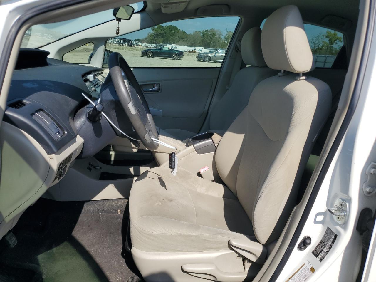2013 TOYOTA PRIUS - Image 7
