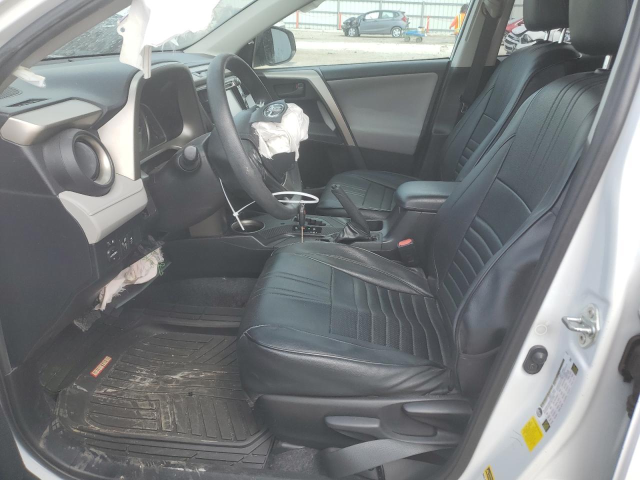 2014 TOYOTA RAV4 LE - Image 7